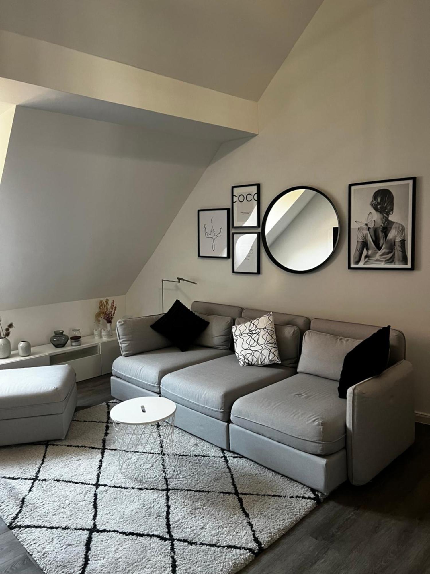 Moderne Galeriewohnung Mit Balkon Und Stellplatz Am Wenigemarkt *