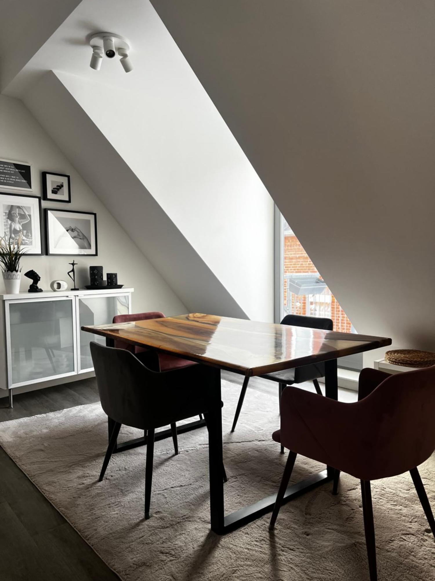 Moderne Galeriewohnung Mit Balkon Und Stellplatz Am Wenigemarkt *
