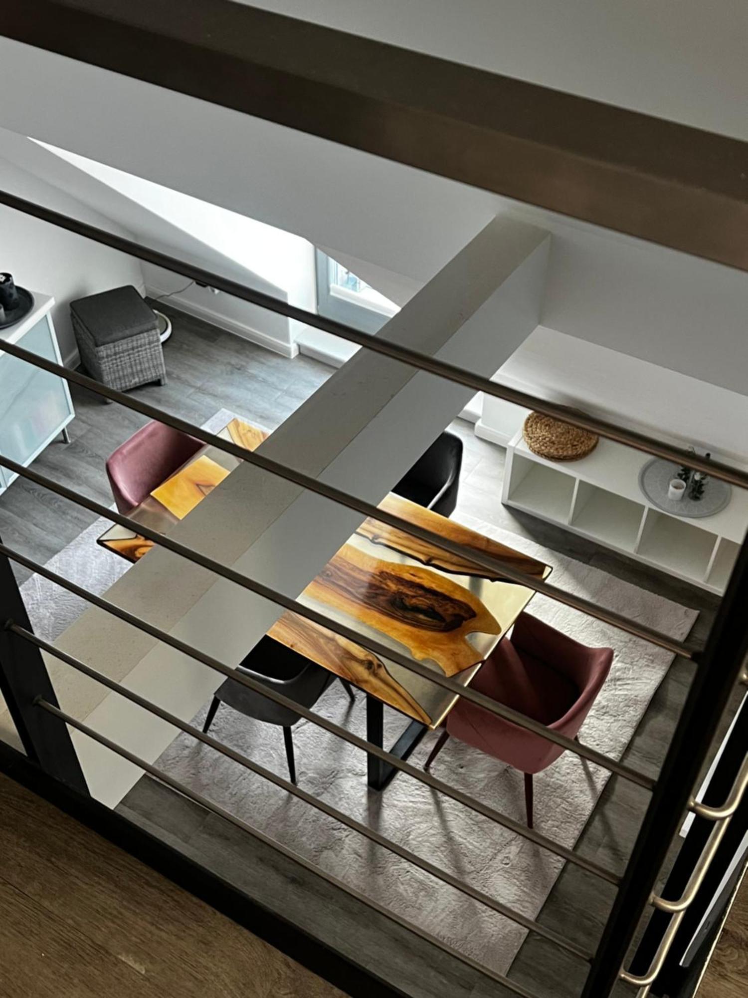 Moderne Galeriewohnung Mit Balkon Und Stellplatz Am Wenigemarkt Apartment Erfurt